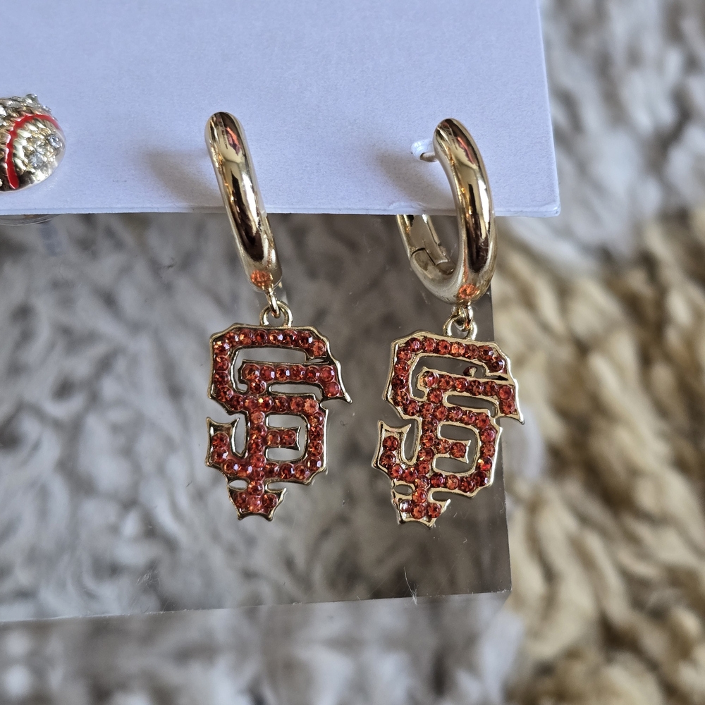 SF Giants Jewelry Set - Picture 3 of 5